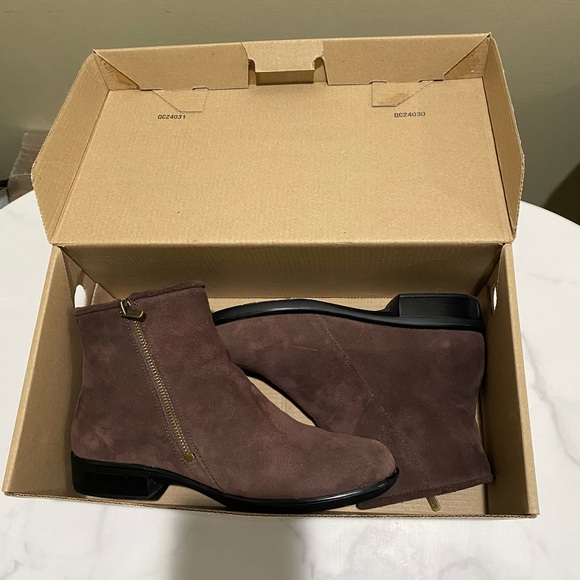 Naot Norther Ankle Boots Brown Cordovan Soft Suede | size : EU 37 - Picture 6 of 8